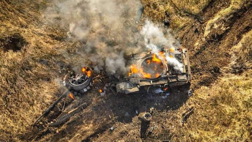 Знищена російська бронетехніка після удару дронів Сил оборони