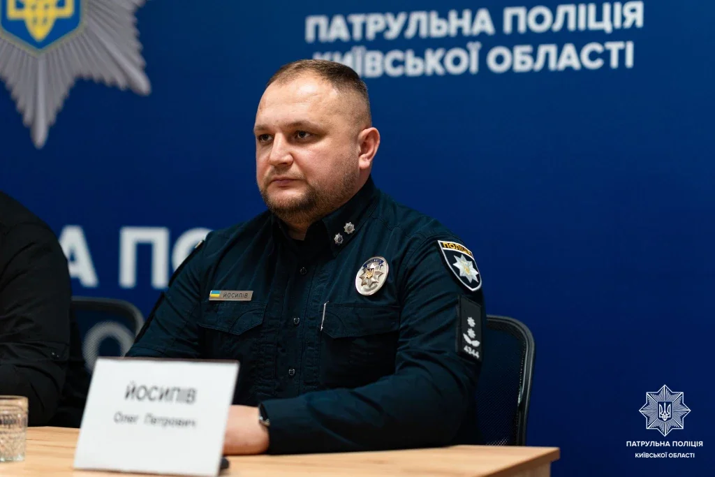 Олег Йосипів на брифінгу патрульної поліції Київської області