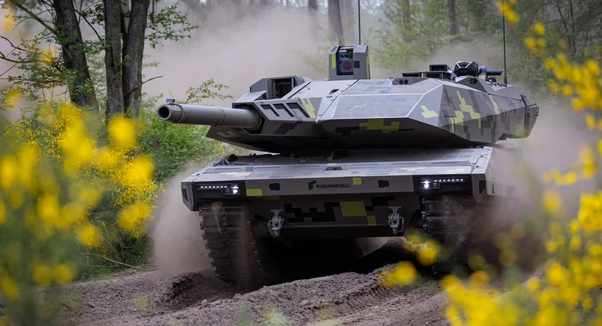 Прототип танка MGCS від Rheinmetall на випробуваннях у лісі