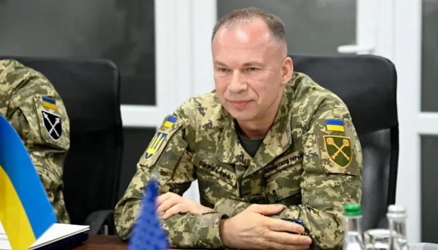 Руслан Кравченко у формі ЗСУ на нараді щодо справ Худієва в ОГП