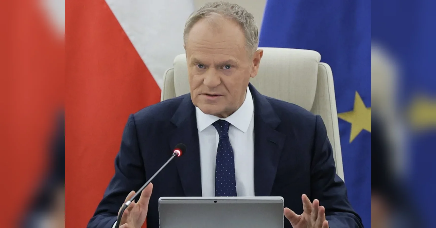 Туск: пожежа на заводі дронів у Польщі була диверсією